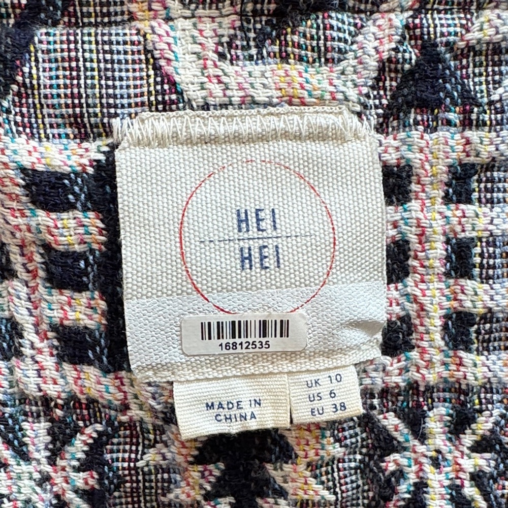 Patterned Women's Jacket - Picture 2 of 6